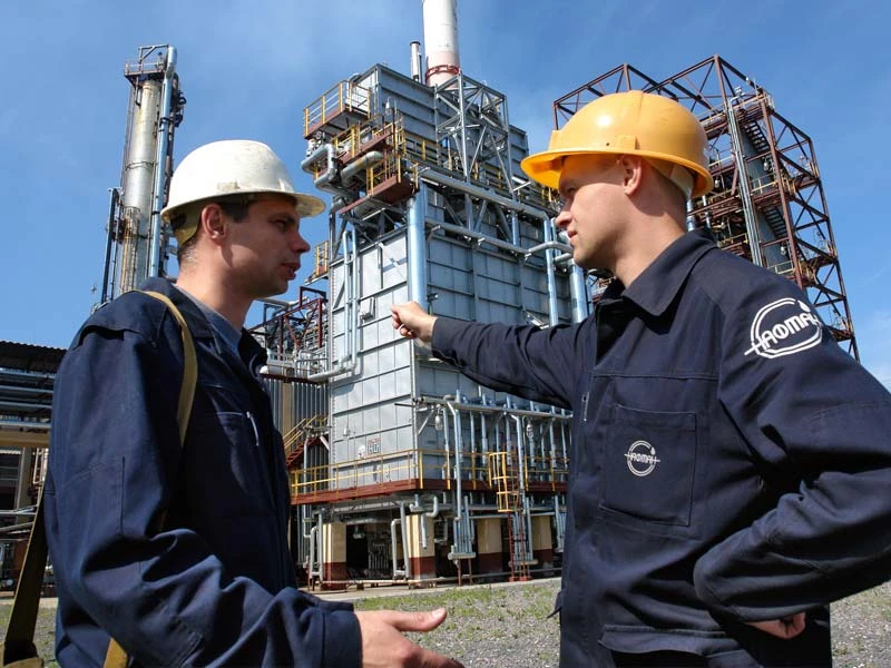 Руководитель одного из подразделений ОАО «Нафтан» отказался от взятки в 40 тысяч долларов