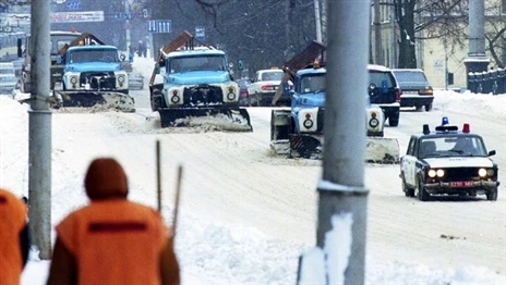 ЖКХ: автомобилисты должны сами убирать снег во дворах