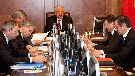 Госорганы будут обязаны проводить открытые заседания