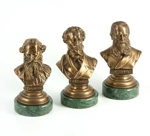 Бронзовые бюсты выдающихся людей установят в Глубоком