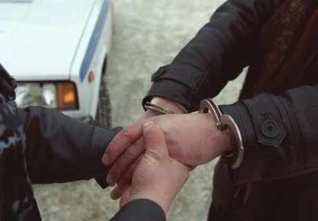 Двоих витебчан обворовали прямо на улице