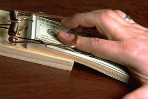 Начальник одного из исправительных учреждений Могилевской области задержан за взятку