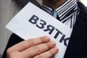 Преподаватель колледжа брал 100 тысяч за экзамен