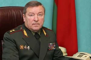 Беларусь не собирается отказываться от призывной армии