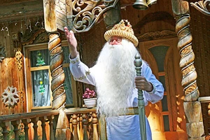 Дед Мороз из Беловежской пущи ожидает миллионного посетителя