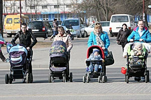 Каждые 7 из 100 белорусок репродуктивного возраста ограничены в действиях по планированию беременности