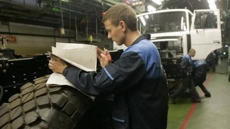 Совмином готовится  соглашения о соединении КамАЗа и МАЗа