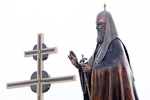 В Витебске открыли и освятили памятник в честь патриарха Алексия II