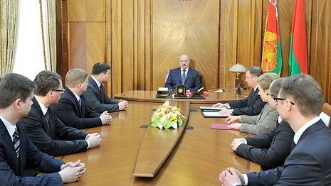 Лукашенко омолодил руководство Нацбанка