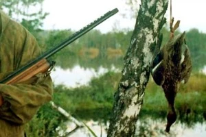 Двух сотрудников нацпарка «Браславские озера» подозревают в незаконной охоте