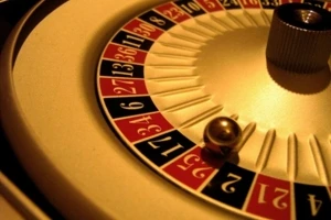 Кассир бобруйского игрового клуба отдал клиенту-мошеннику 9 миллионов рублей