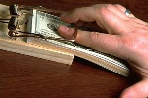 Гендиректор Минского мясокомбината подозревается в получении взятки в размере 4 тысяч долларов