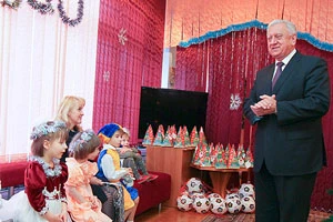 Михаил Мясникович: в Беларуси «достаточно серьезные вопросы» с нехваткой детских садов